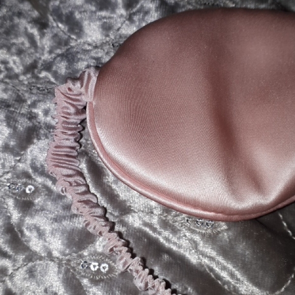 Slip Silk 100% Blush Silk Eye Mask & Slip 100% Silk Hair Tie Scrunchie Lot Set - Picture 6 of 10